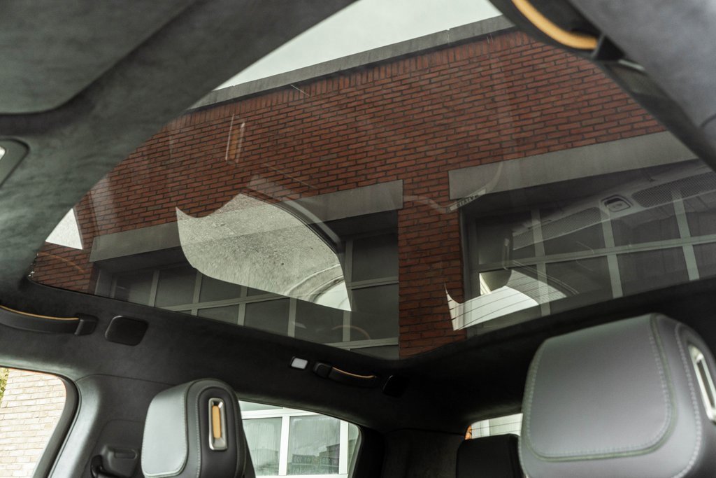 Used 2023 Rivian R1T Adventure image 12