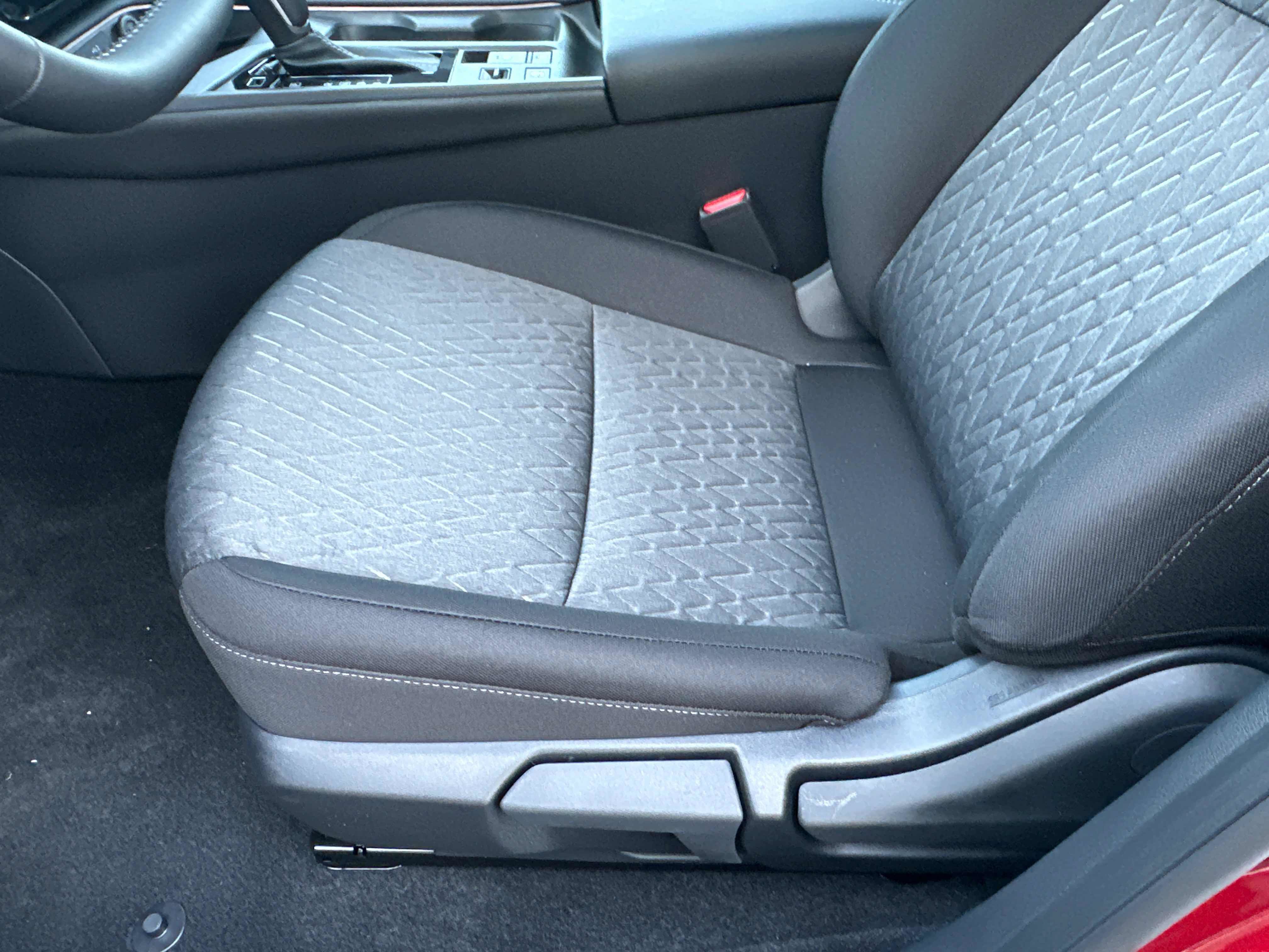 New 2026 Nissan Sentra SV w/ SV Convenience Package FWD image 20