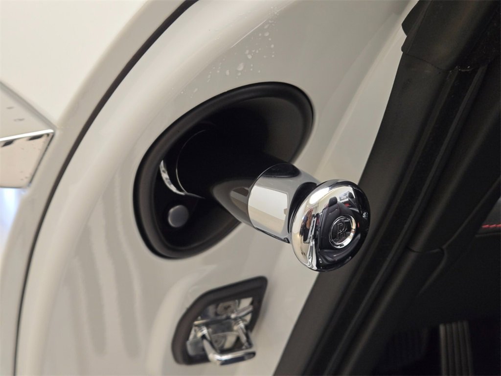 Certified 2020 Rolls-Royce Dawn image 18