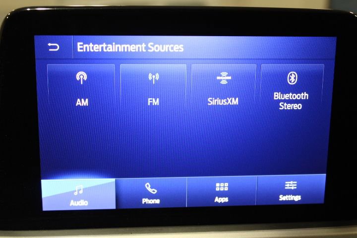 Used 2022 Ford Escape SE w/ SE Sport Appearance Package image 3