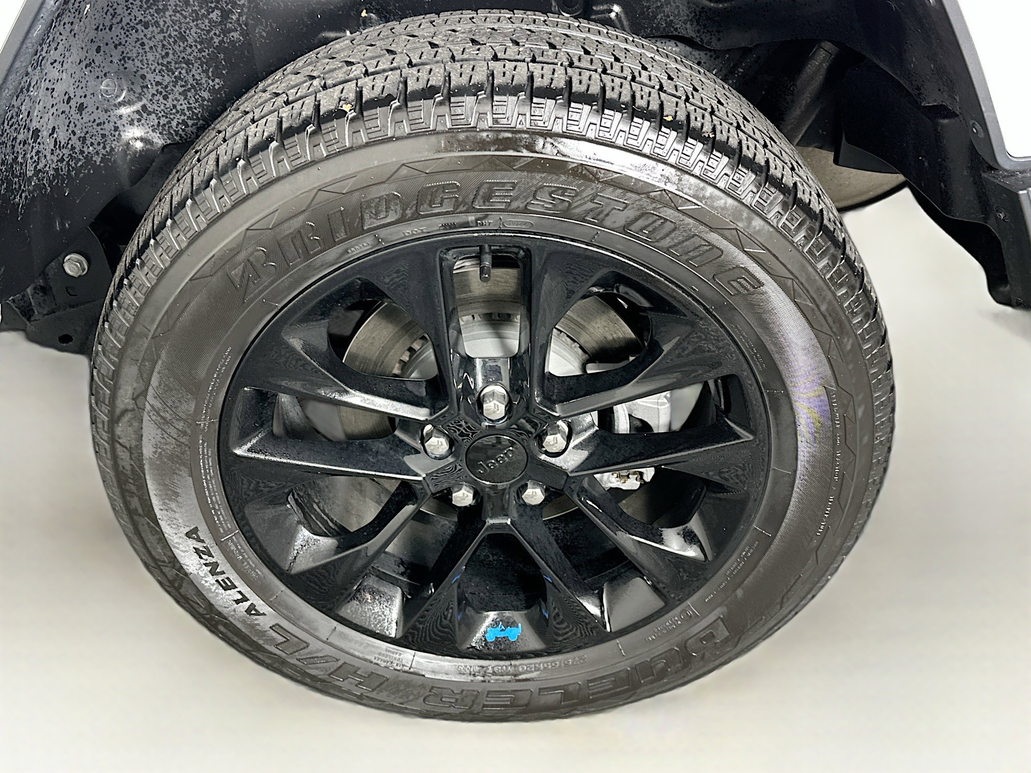 Used 2022 Jeep Wrangler Sahara w/ Cold Weather Group image 11