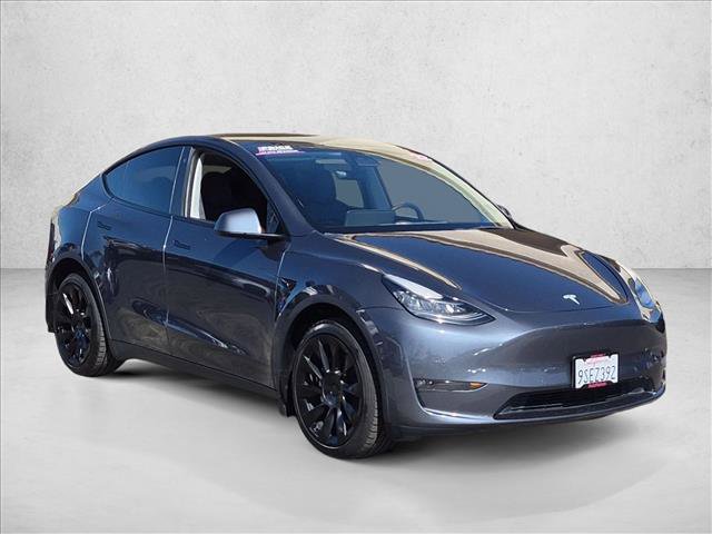 Used 2022 Tesla Model Y Long Range AWD/4WD image 3