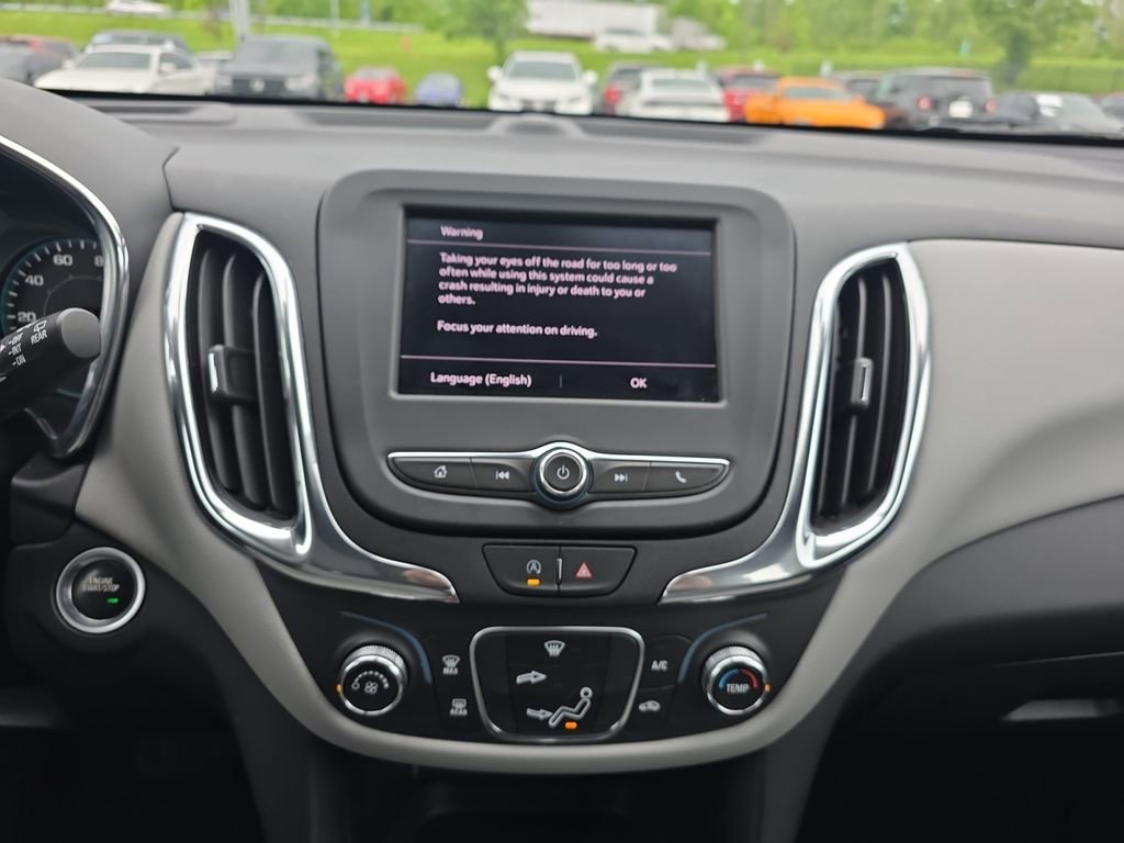 Used 2023 Chevrolet Equinox LS AWD/4WD image 9