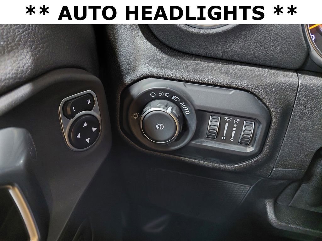 Certified 2019 Jeep Wrangler Unlimited Sahara image 13