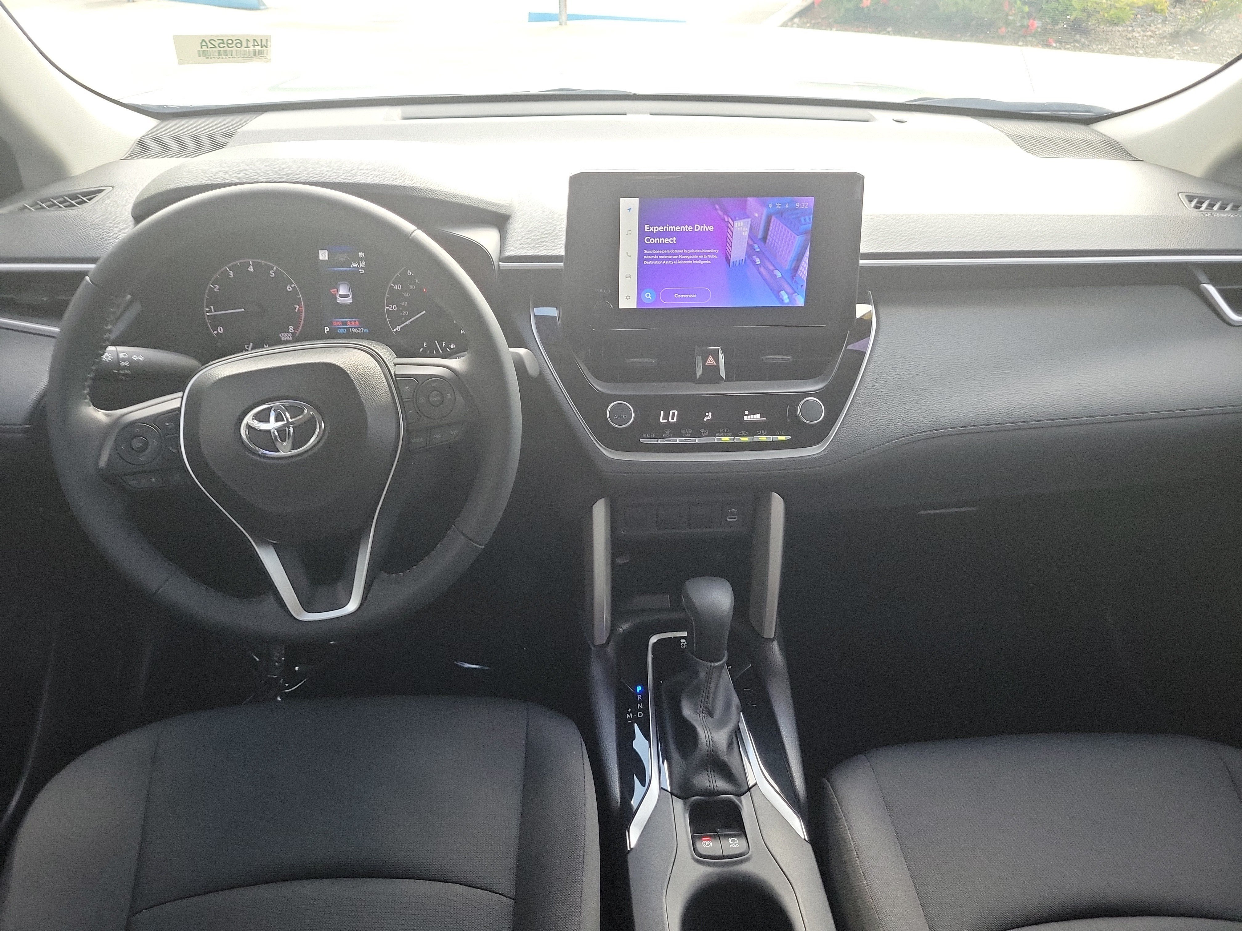 Used 2024 Toyota Corolla Cross LE FWD image 16