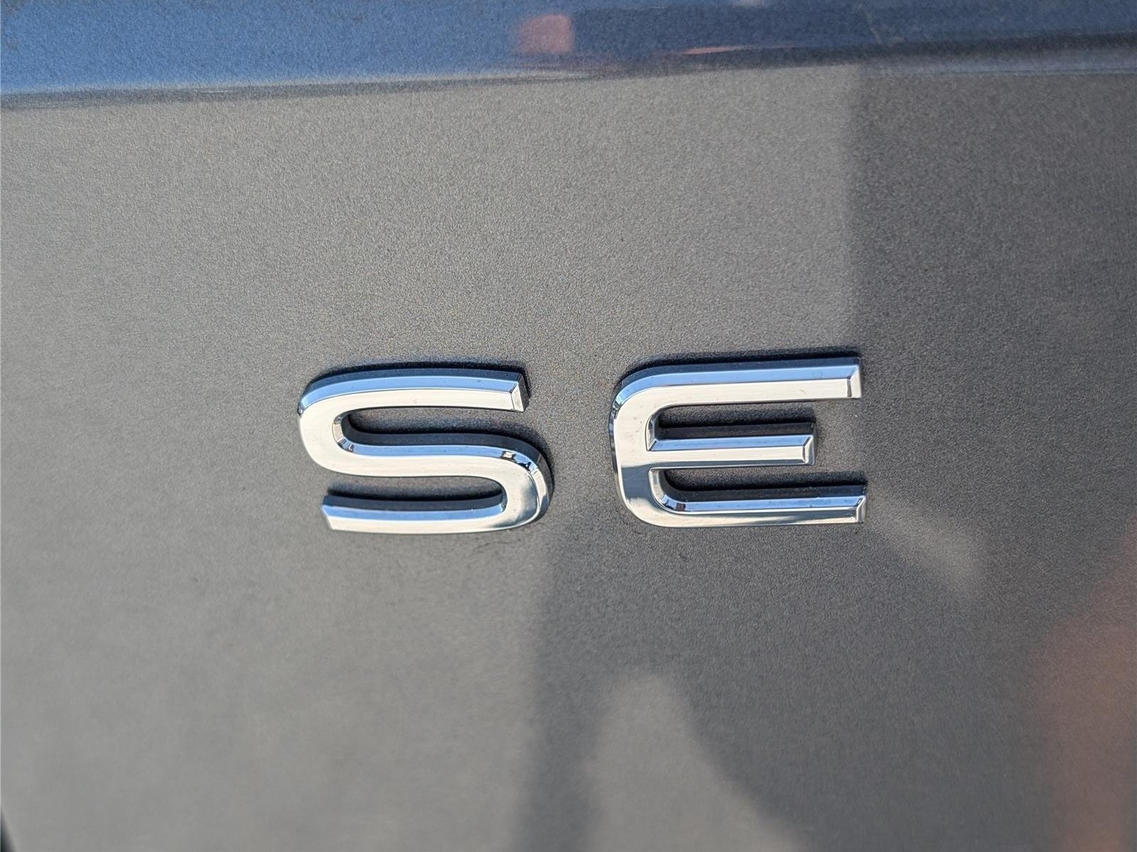 Used 2025 Volkswagen Atlas SE AWD/4WD image 9