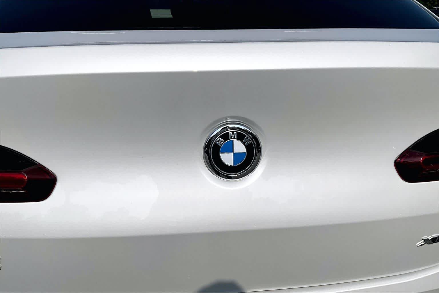 Used 2024 BMW X4 xDrive30i w/ Premium Package AWD/4WD image 9