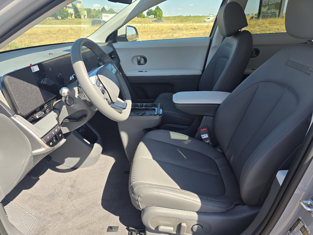 New 2025 Hyundai Ioniq 5 SEL image 12