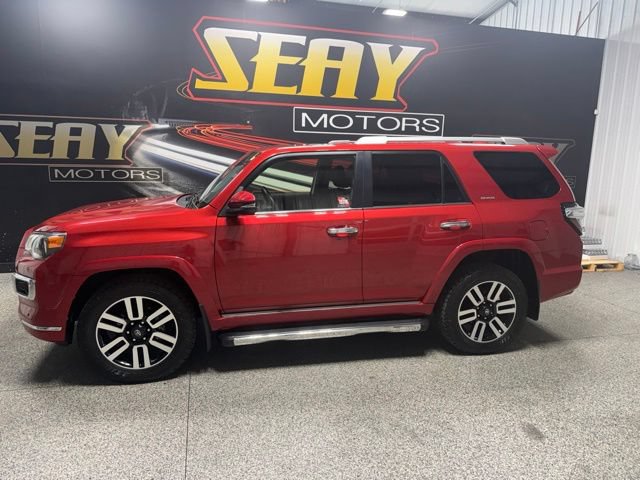 Used 2022 Toyota 4Runner Limited AWD/4WD image 3
