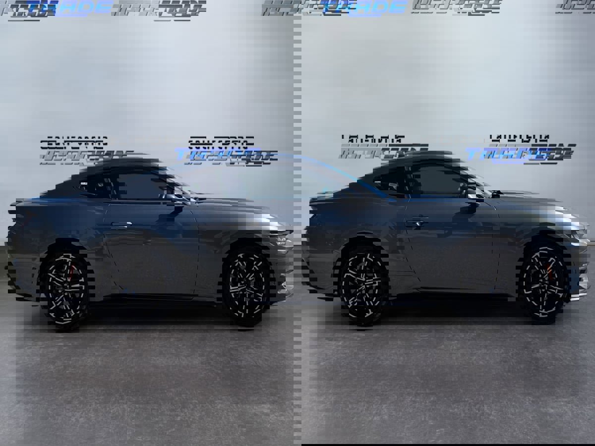 Used 2024 Ford Mustang Premium image 4