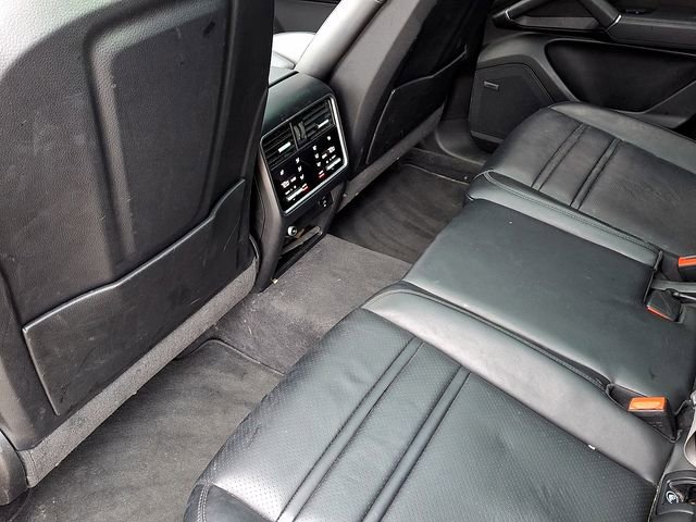 Certified 2023 Porsche Cayenne S Platinum image 16