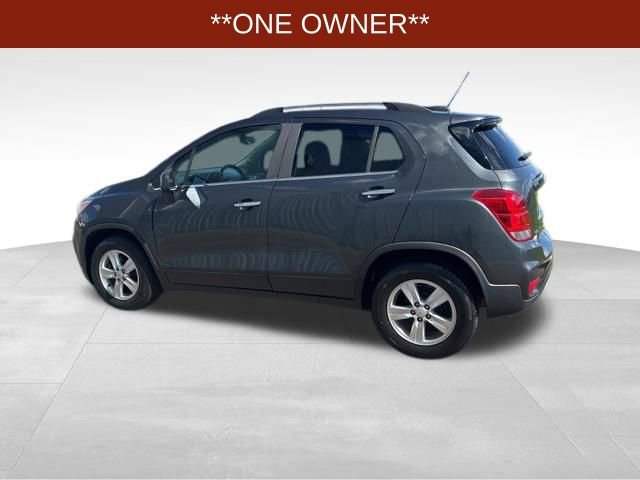Used 2018 Chevrolet Trax LT w/ LT Convenience Package image 4