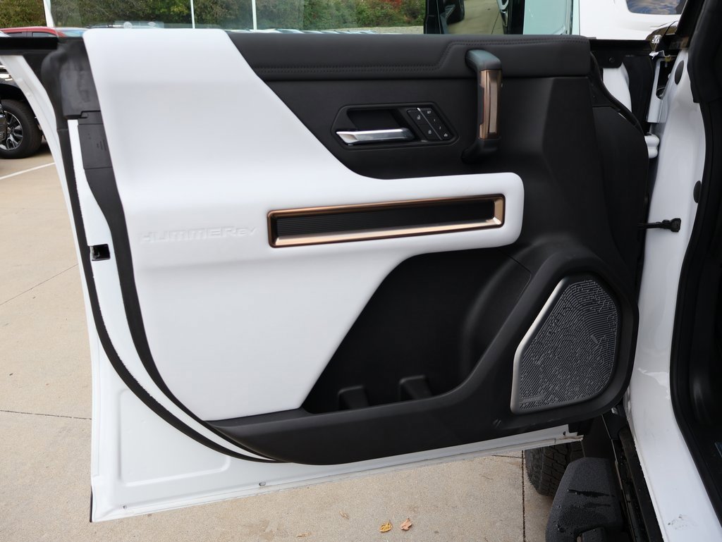 New 2025 GMC Hummer EV 2X image 12