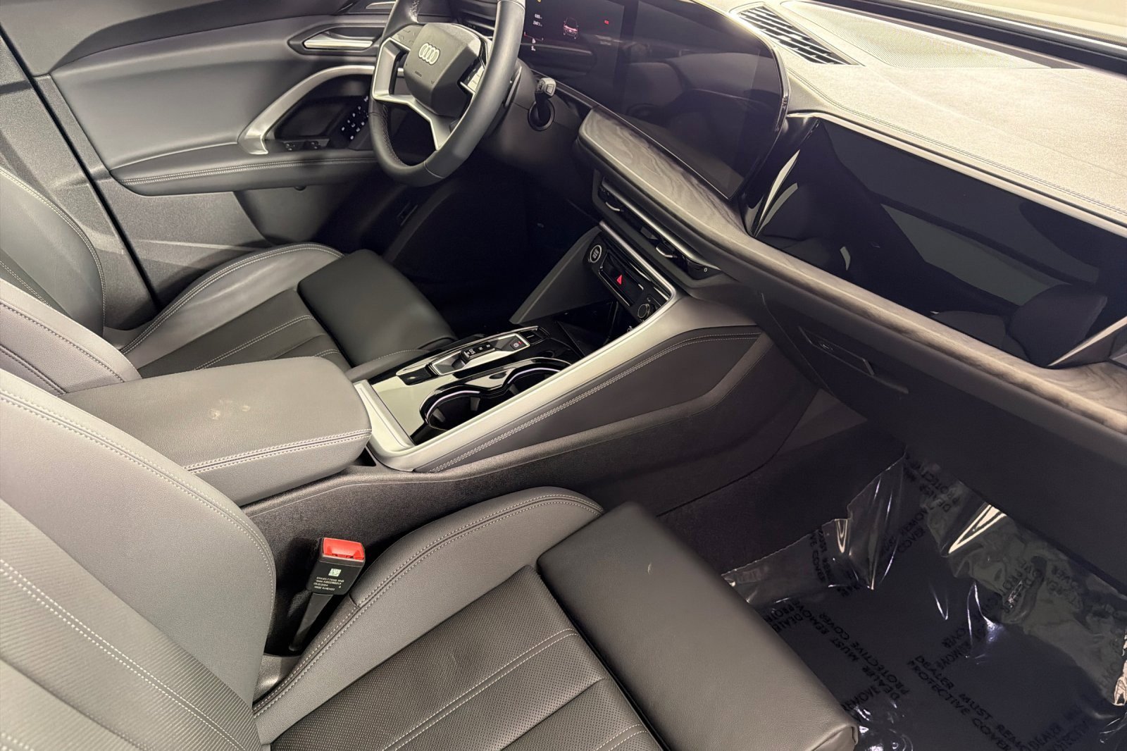 Used 2025 Audi Q5 Premium Plus w/ Premium Plus image 15