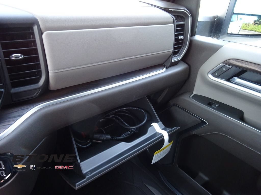 New 2026 GMC Sierra 2500 SLT AWD/4WD image 27