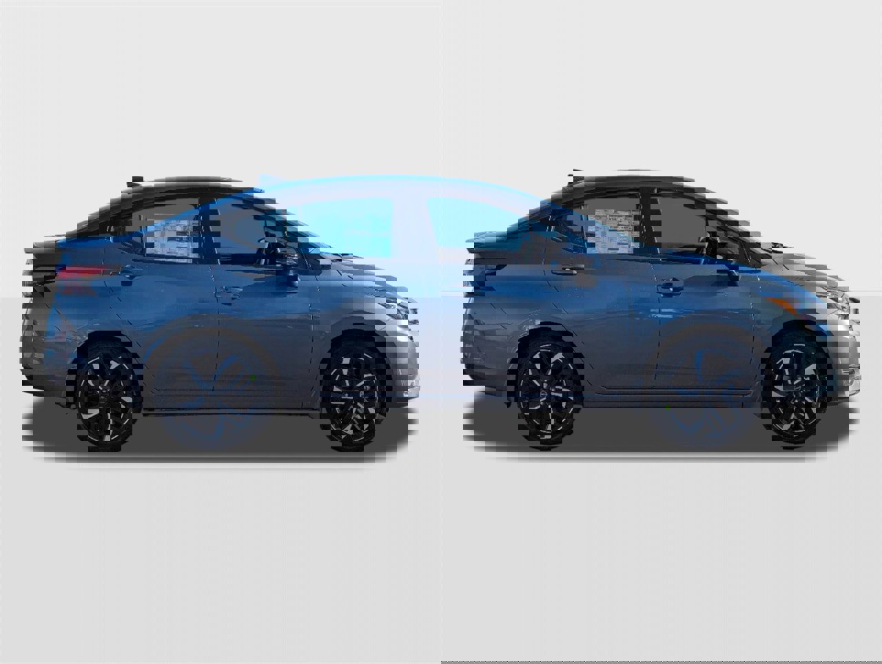 New 2025 Nissan Versa SR w/ Trunk Package image 6