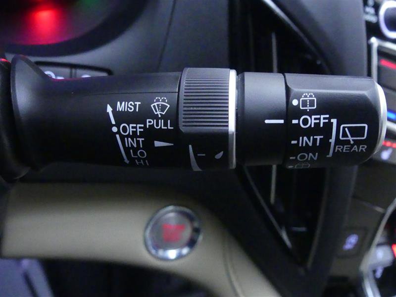 Used 2024 Acura RDX SH-AWD image 20