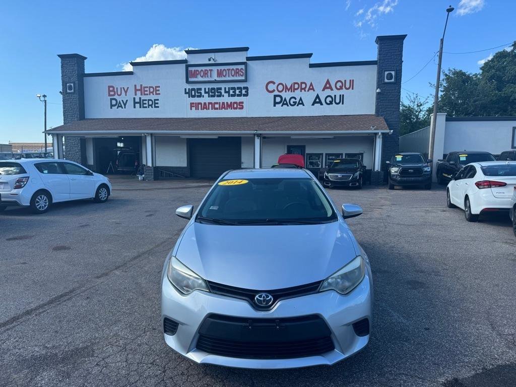 Used 2014 Toyota Corolla LE FWD image 2