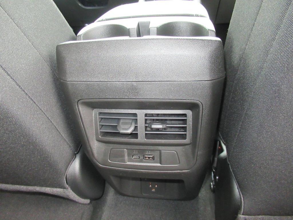 New 2026 GMC Canyon Elevation w/ Convenience Package RWD image 31