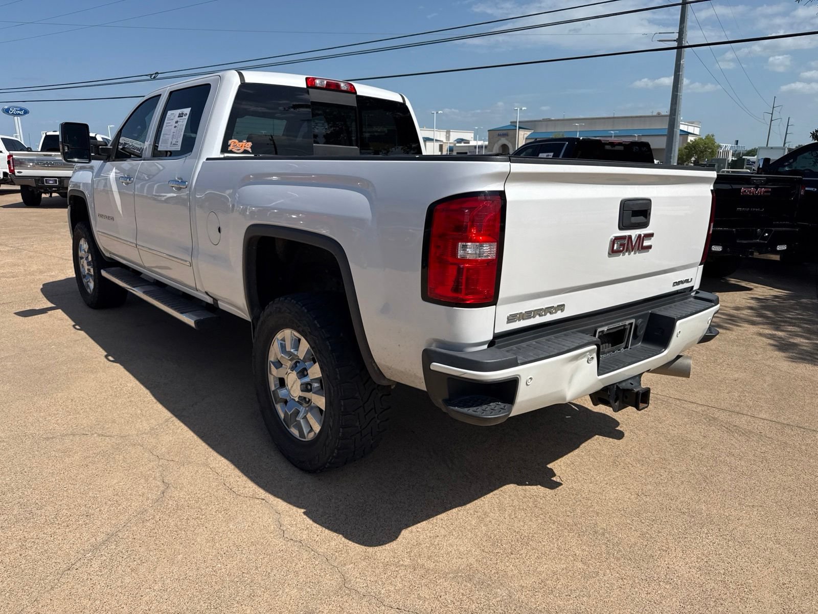 Used 2018 GMC Sierra 2500 Denali w/ Duramax Plus Package AWD/4WD image 5