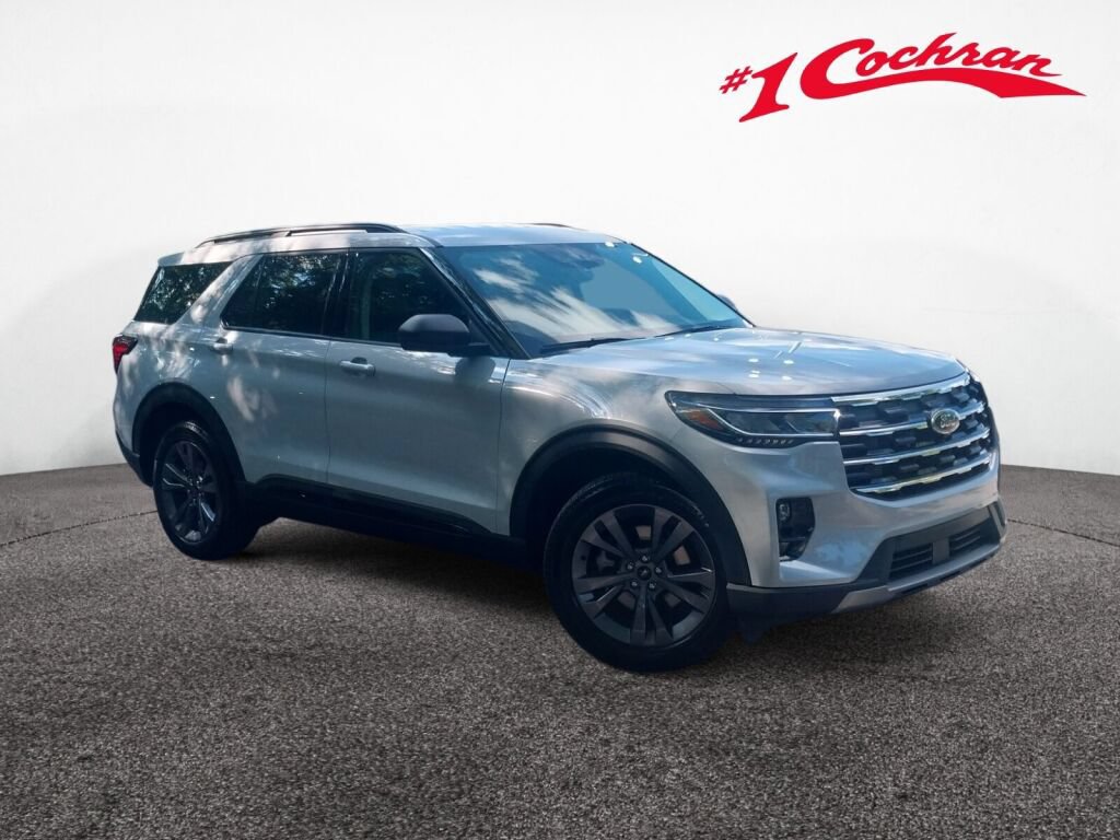 New 2026 Ford Explorer Active w/ Active Comfort Package AWD/4WD image 1