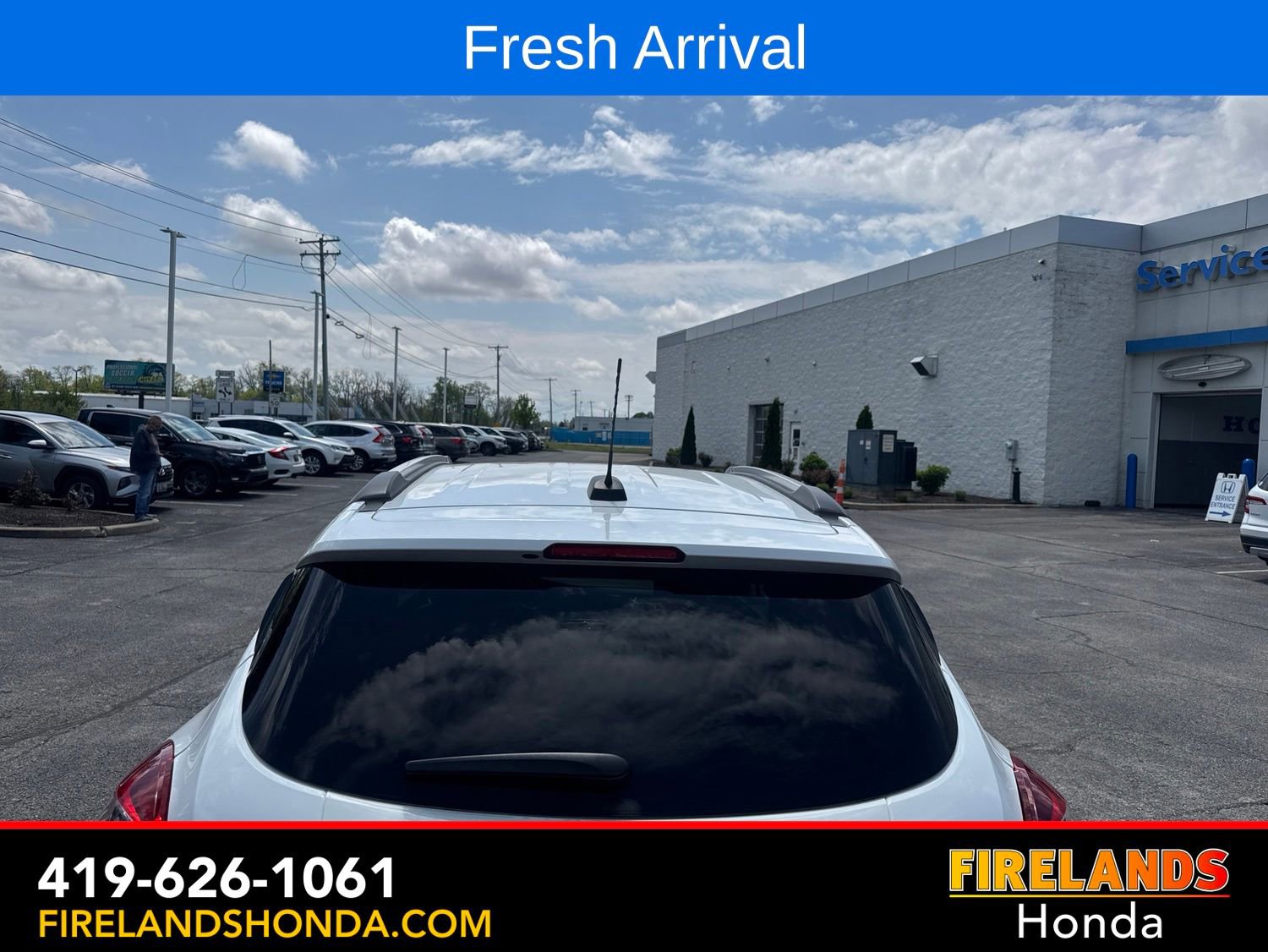Used 2022 Buick Encore Preferred w/ Safety Package AWD/4WD image 5