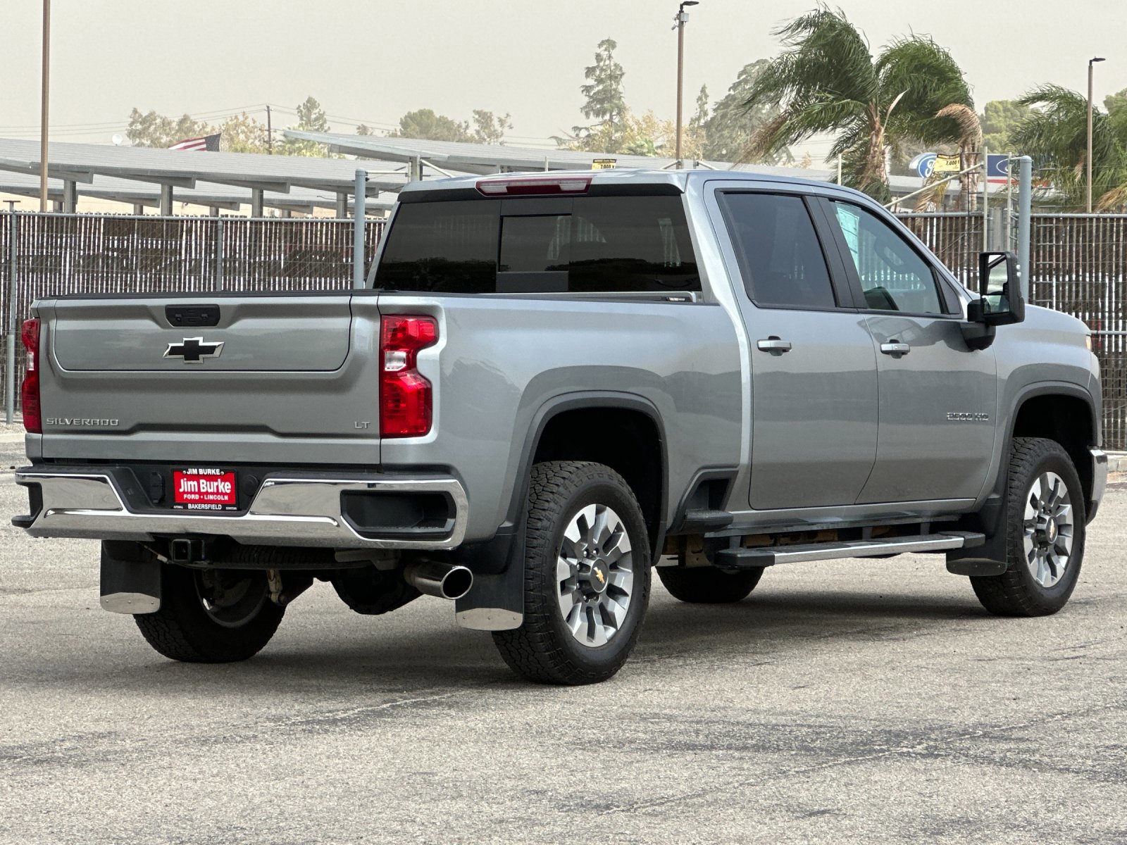 Used 2024 Chevrolet Silverado 2500 LT image 4
