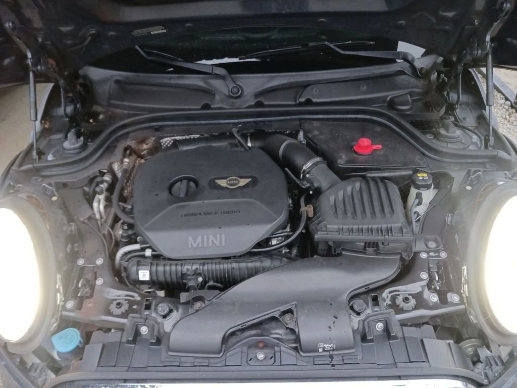 Used 2016 MINI Cooper S image 5