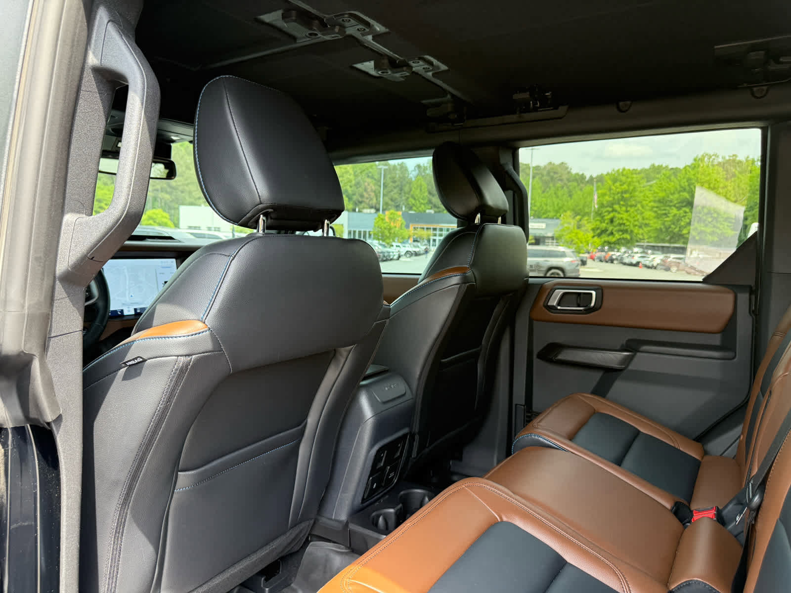 Used 2024 Ford Bronco Outer Banks image 24