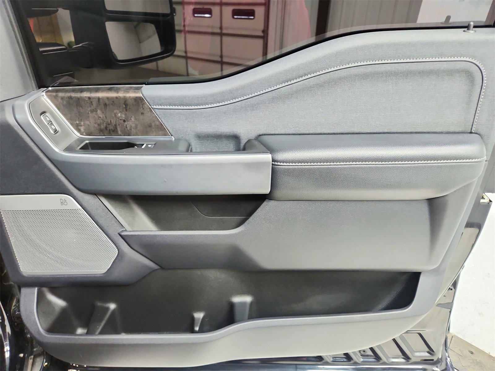 Used 2023 Ford F250 Lariat image 40