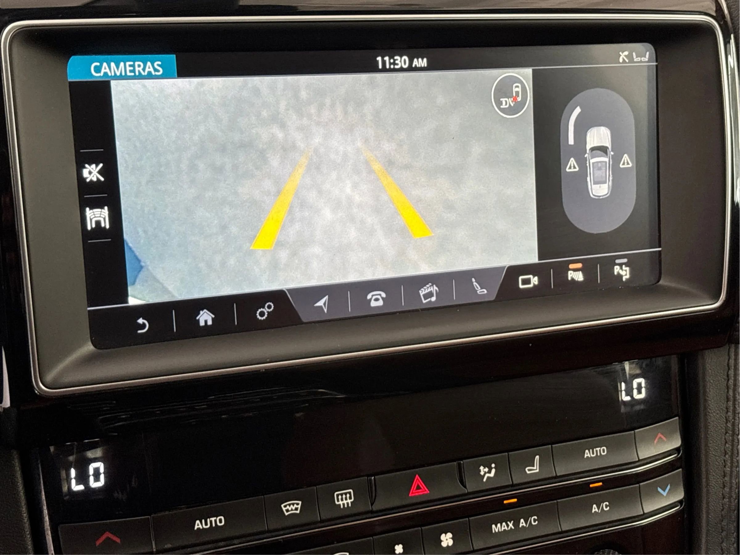 Used 2019 Jaguar F-PACE Portfolio image 34