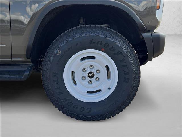 New 2026 Ford Bronco Heritage Edition AWD/4WD image 10