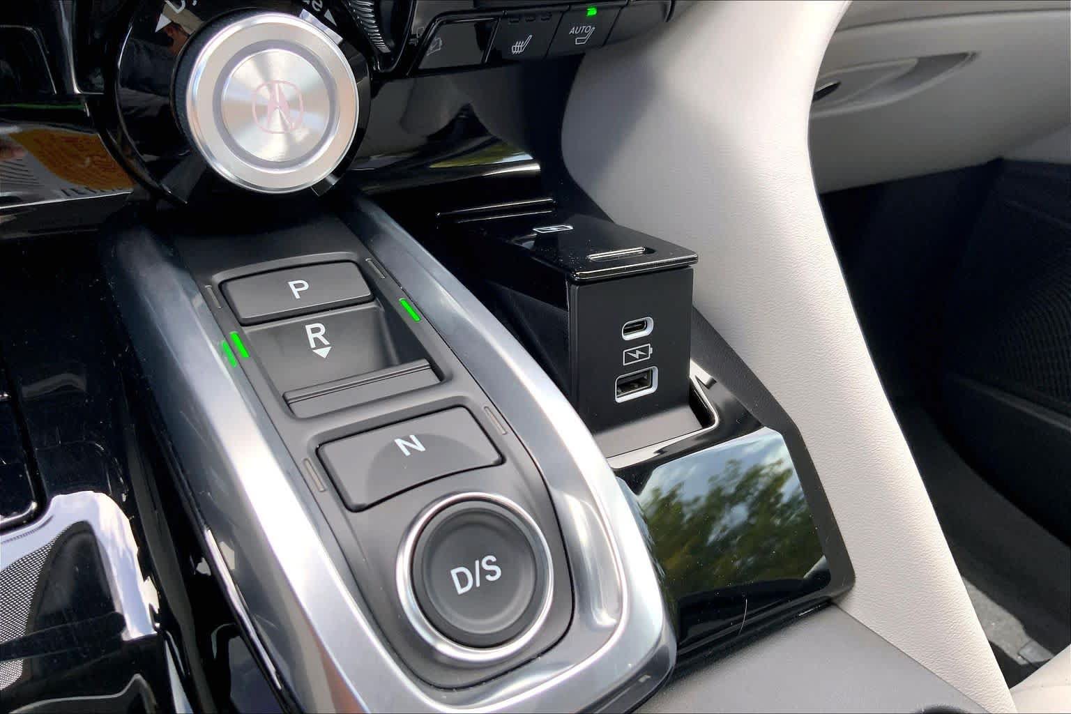 Used 2026 Acura MDX SH-AWD w/ Technology Package image 32