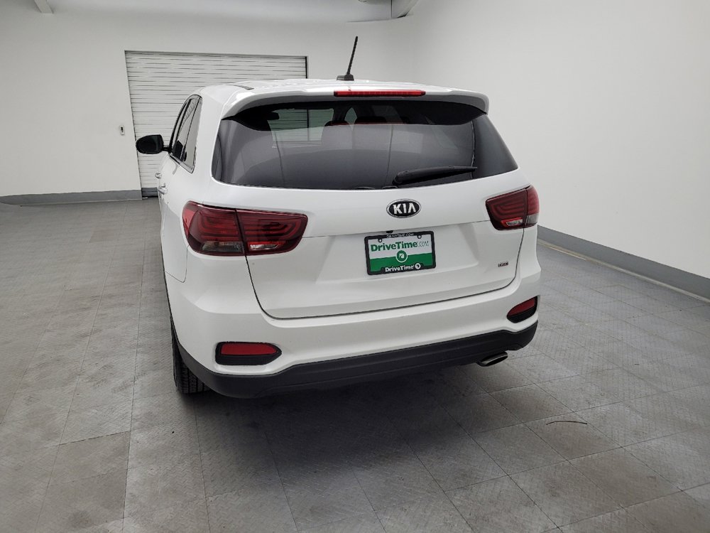 Used 2020 Kia Sorento LX image 6