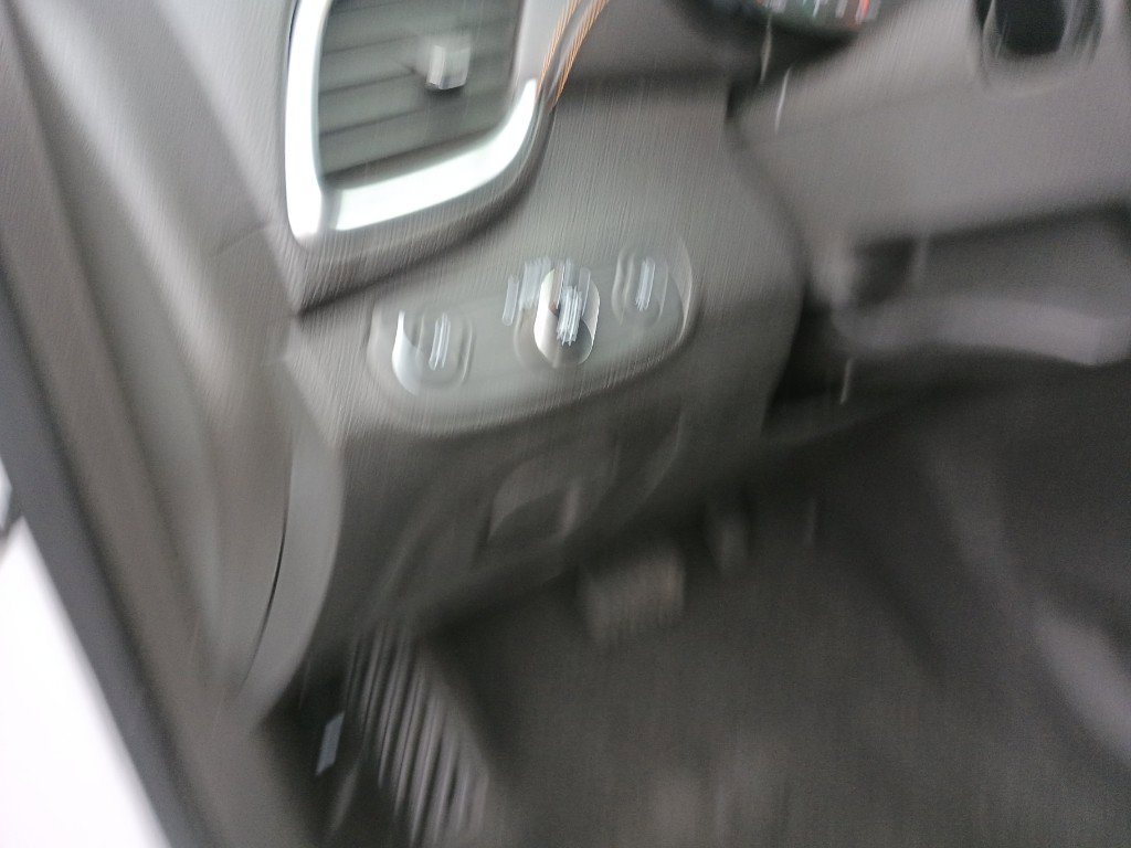 Used 2020 Chevrolet Trax Premier image 18