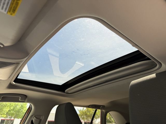 Certified 2022 Toyota RAV4 XLE w/ Convenience Package image 24