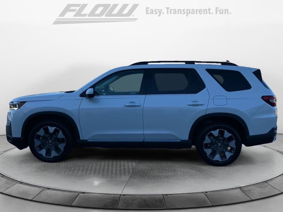 New 2026 Honda Pilot Touring image 4