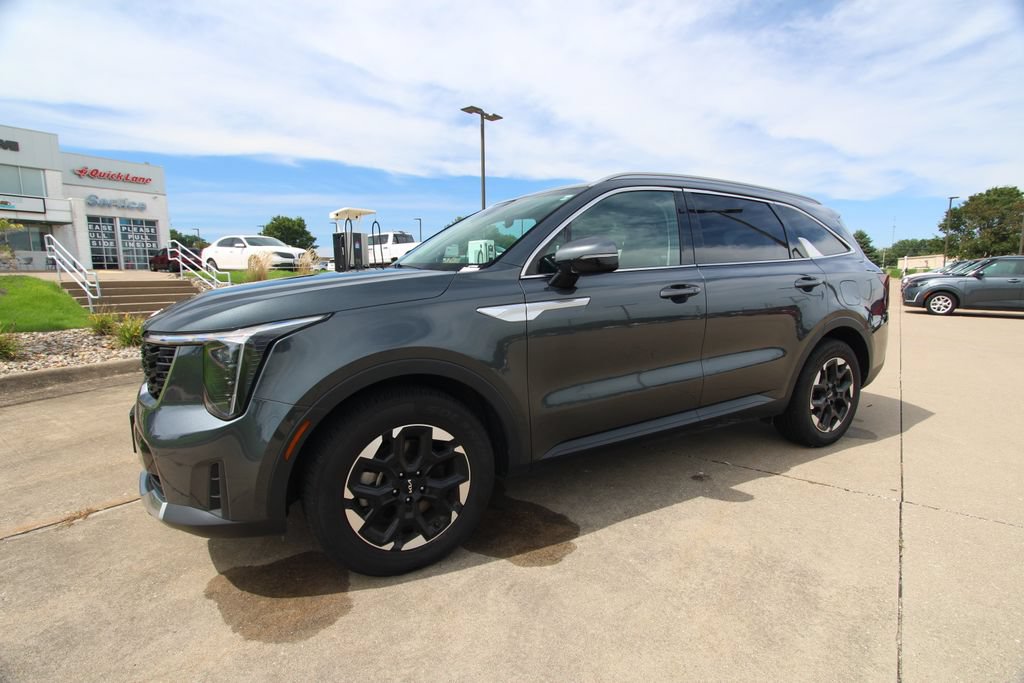 Used 2024 Kia Sorento S FWD image 20