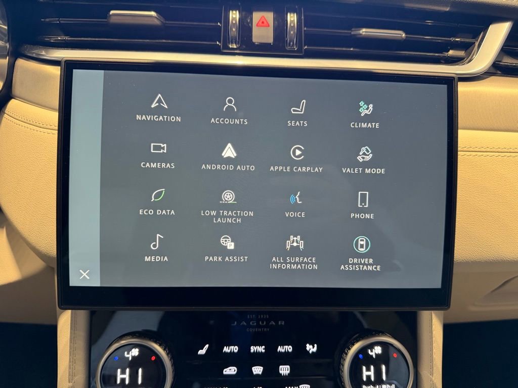 New 2025 Jaguar F-PACE R-Dynamic S image 22