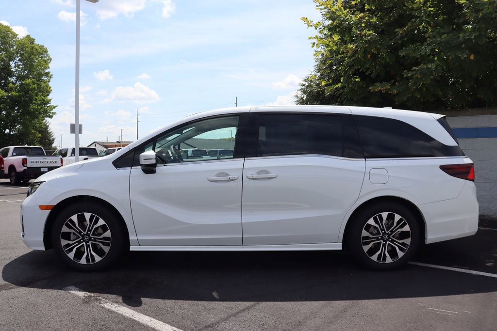 Certified 2026 Honda Odyssey Elite image 2