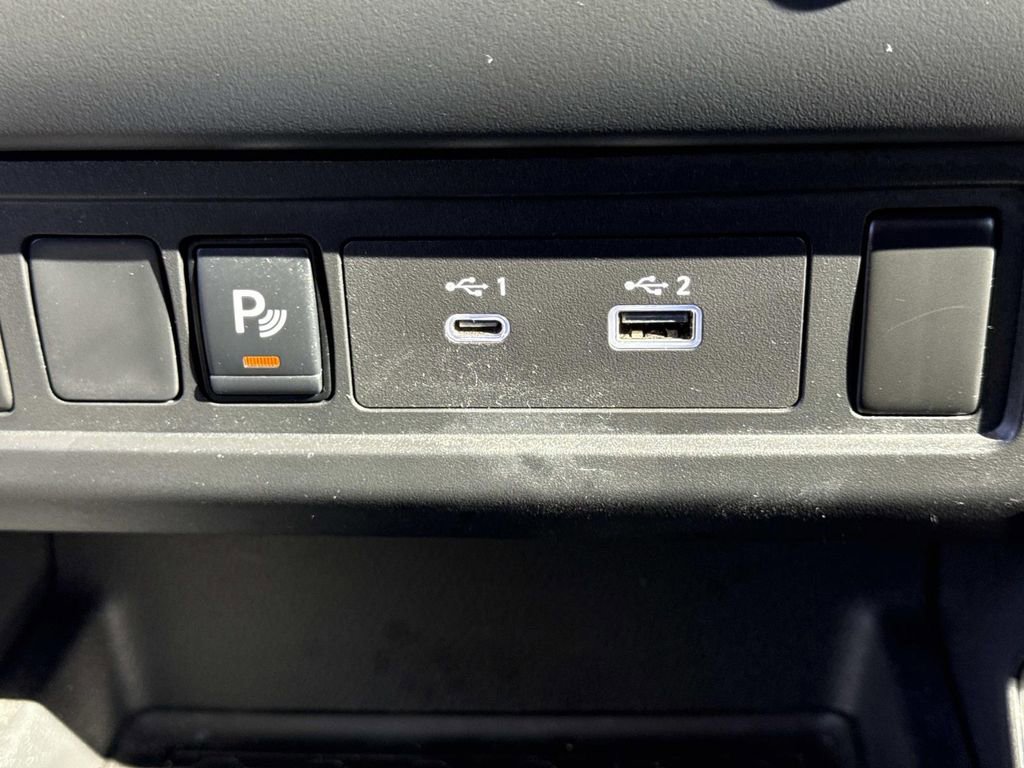 Used 2023 Nissan Frontier S w/ Technology Package image 26