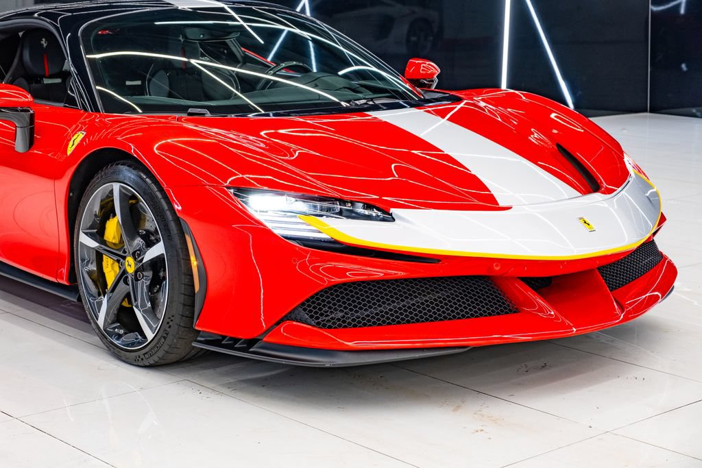 Used 2021 Ferrari SF90 Stradale AWD/4WD image 7