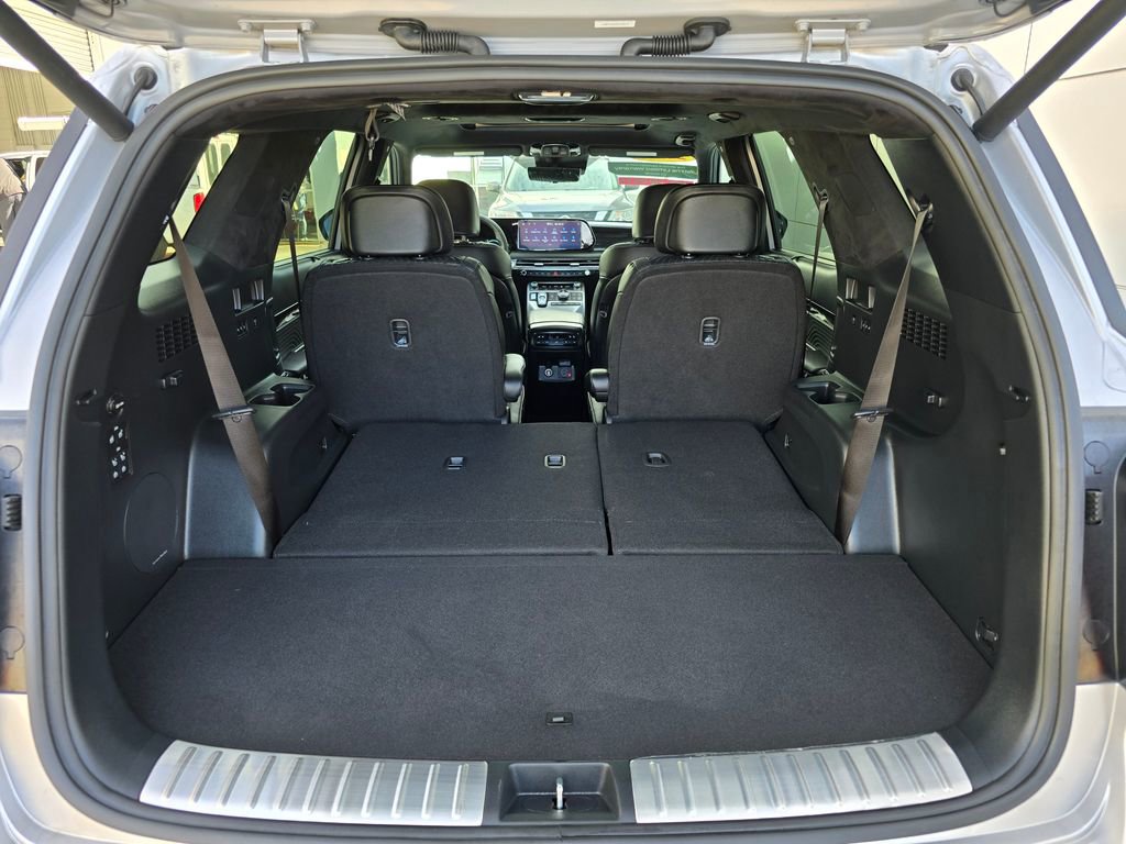 Used 2025 Hyundai Palisade Calligraphy image 19