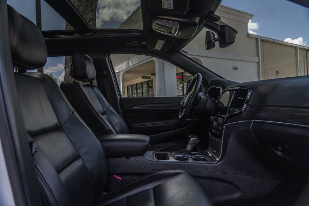 Used 2020 Jeep Grand Cherokee Limited w/ Luxury Group II RWD image 27