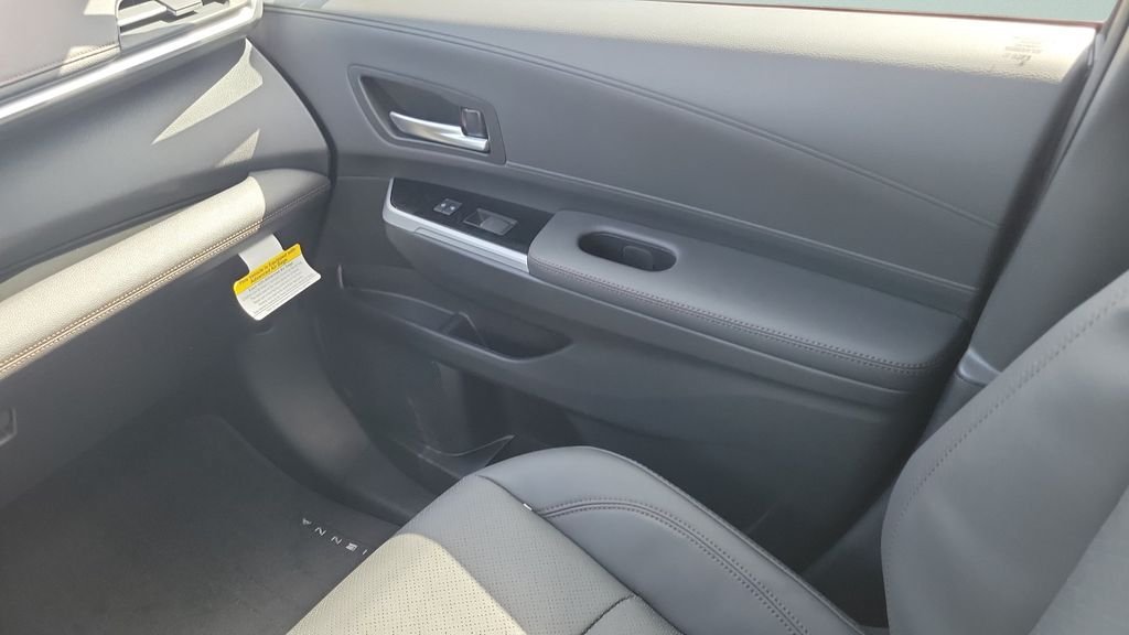 New 2026 Toyota Sienna Limited FWD image 13