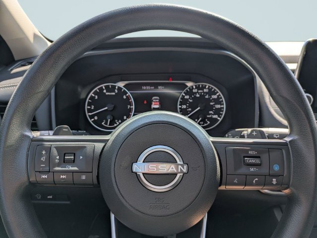 Used 2024 Nissan Rogue SV FWD image 29