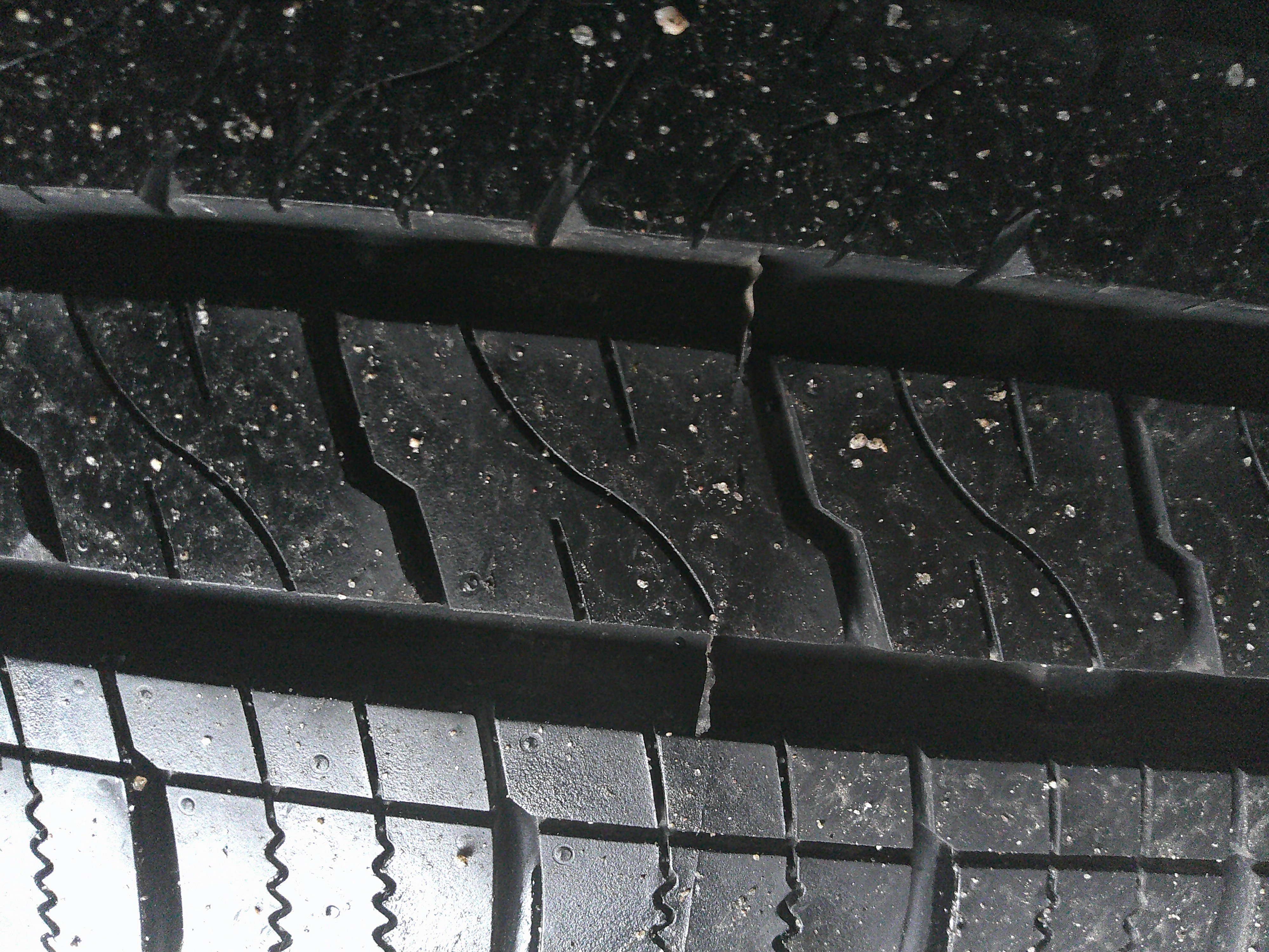 Used 2022 Nissan Pathfinder SL w/ SL Black Package image 16