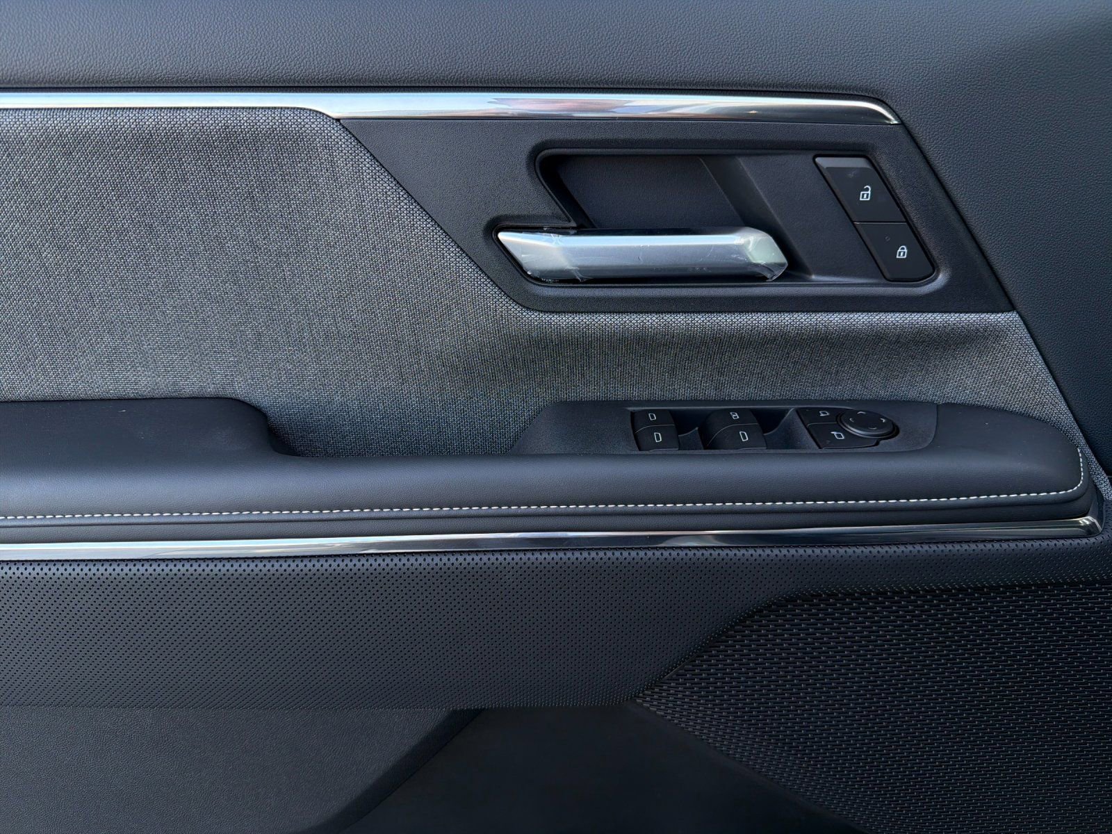 New 2026 GMC Sierra EV Elevation image 11