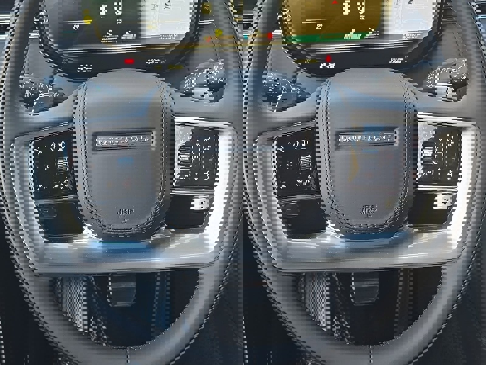 New 2026 Land Rover Range Rover SE image 14