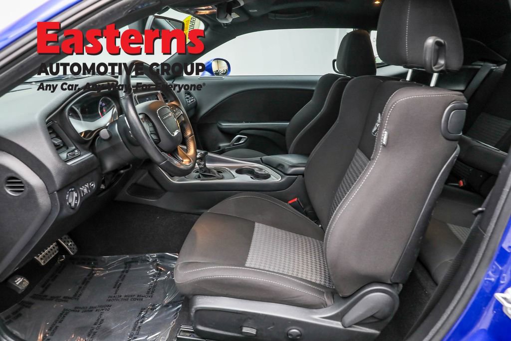 Used 2022 Dodge Challenger R/T Scat Pack w/ Scat Pack Stripe image 14